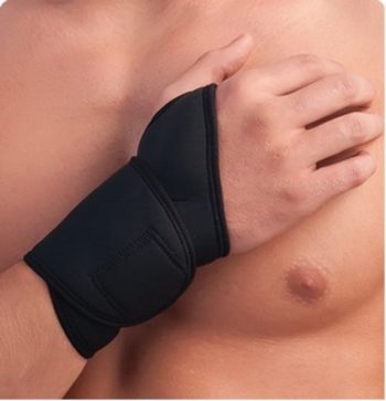 Бандаж компрессионный на лучезапястный сустав Т-8301 Тривес, Россия